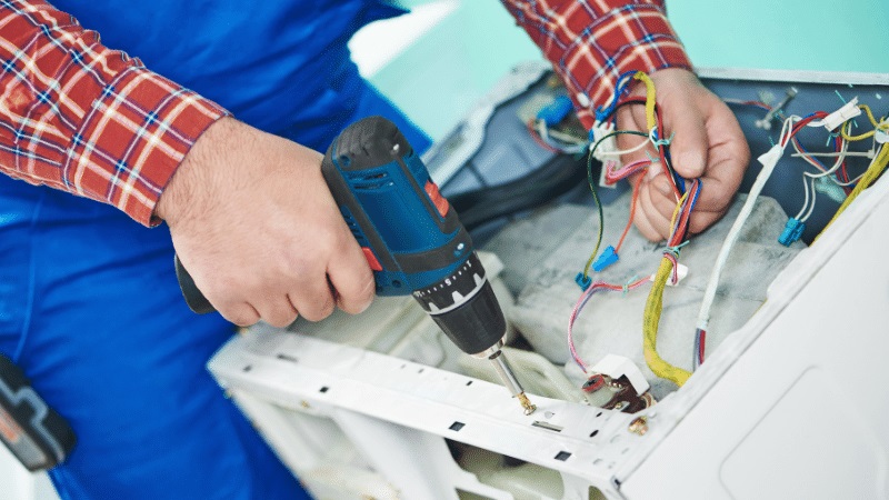 Kalecik Midea Midea çamaşır makinesi kart tamiri – Su almama arızası orijinal parça ile giderildi. - Teknik servis örneği